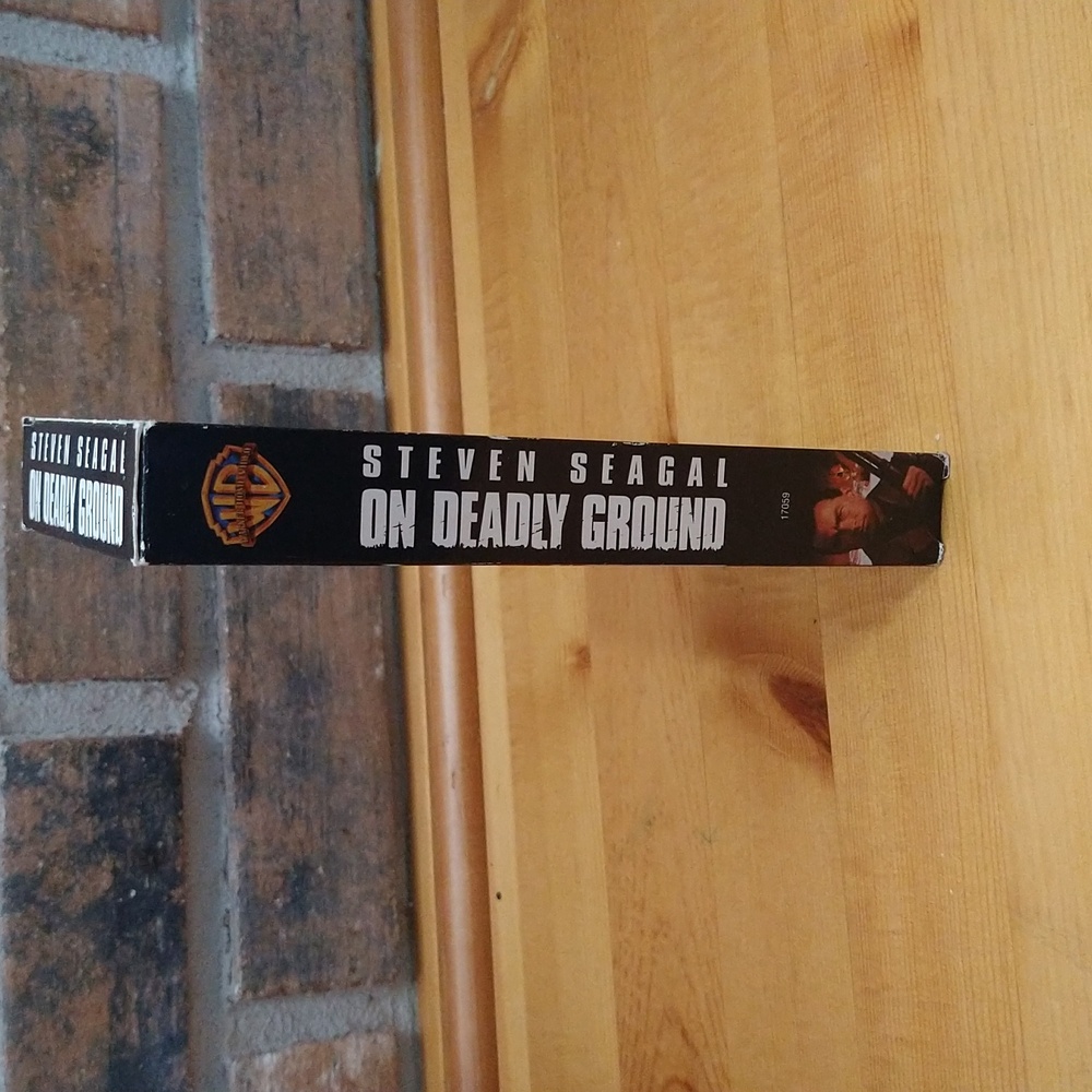 On Deadly Ground Vhs tape - Picture 5 of 6